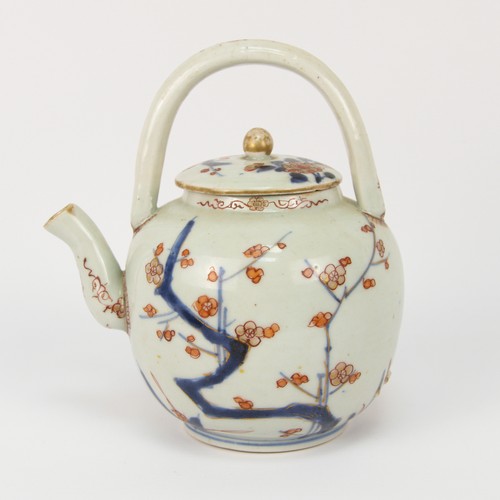 9 - Title: Imari-ware teapot
Date: circa 1700
Size: (H) approx. 16.5 cm
Condition: Good for age.
Ref: IM... 