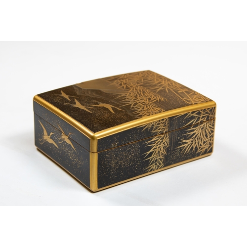 214 - 19th Lacquer Box
Maki-e designing cranes in the field on the lid
Maki-e with nashiji inside
Size: 15... 