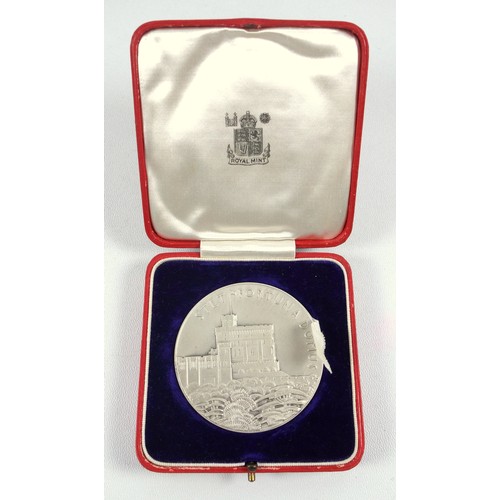 67 - George V silver Silver Jubilee medal, 1935, 58mm, unc., tiny corrosion spot below ear, cased (2)