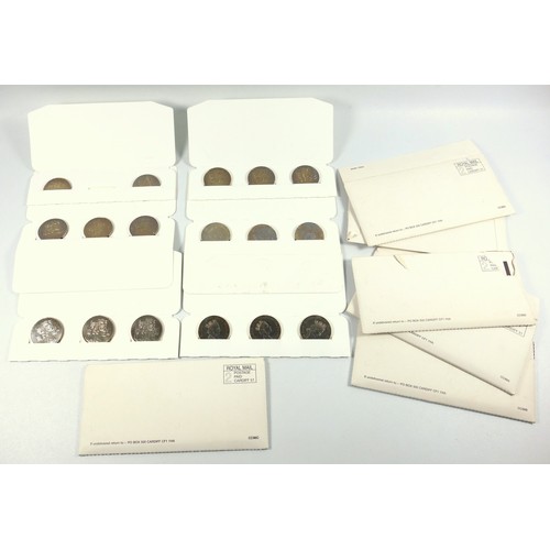 80 - 6 Royal Mint packs of 3 £5 coins 1996, in card mounts and envelopes, unc., and 2 in a card mount (20... 