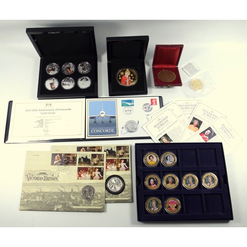 81 - Set of 6 25p Helena Napoleonic crowns, 2013, in a De-Luxe case, boxed, 9 Diamond Jubilee gilt crowns... 