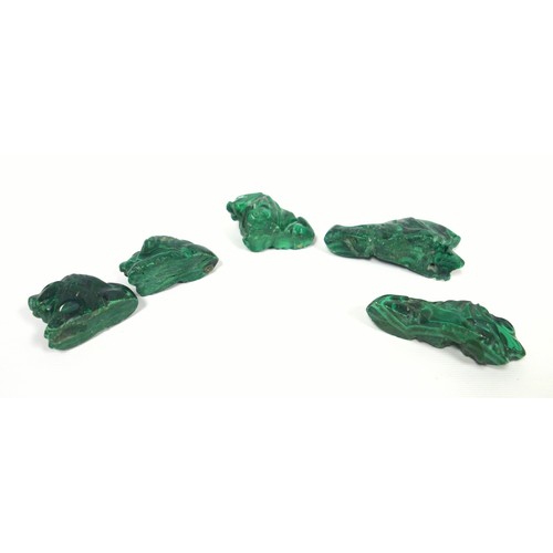 345 - Pride of 5 carved malachite lions, 2 with chipped paws, L 8cm the longest