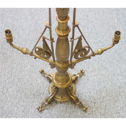 137 - Bronze table lamp with baluster column, 2 branches, on a circular base, 4 scroll feet, H 55.8cm