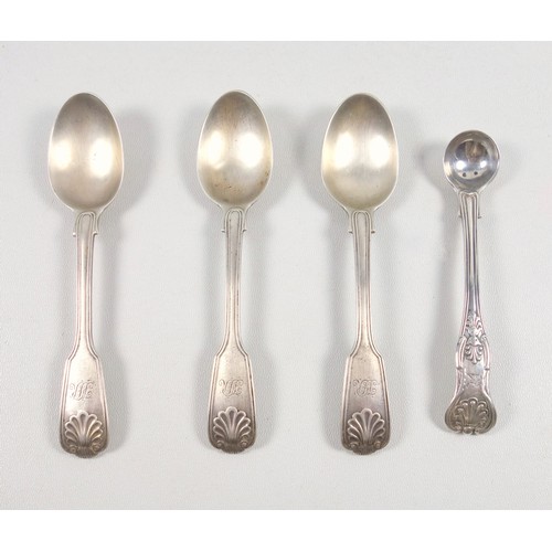 9 - 3 Victorian silver Fiddle, Thread and Shell teaspoons, London 1873; Kings's pattern salt spoon, Lond... 