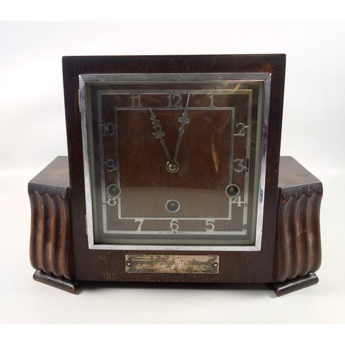 49 - British Art deco period mantel clock with an 8 day movement, chime striking on straight gongs, in an... 