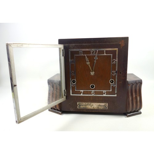 49 - British Art deco period mantel clock with an 8 day movement, chime striking on straight gongs, in an... 