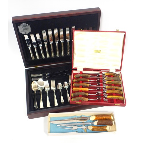 18 - Canteen of Butler's silver plated cutlery for 8 place settings with 3 tablespoons of 67 pieces, and ... 