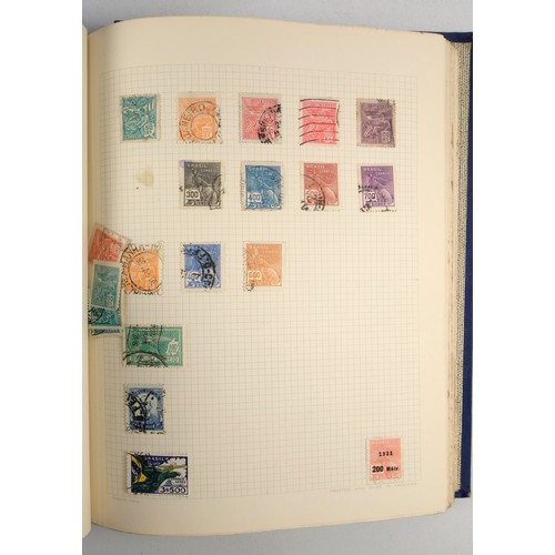 495 - Five postage stamp albums containing British, Commonwealth and stamps of the world, and 5 other albu... 