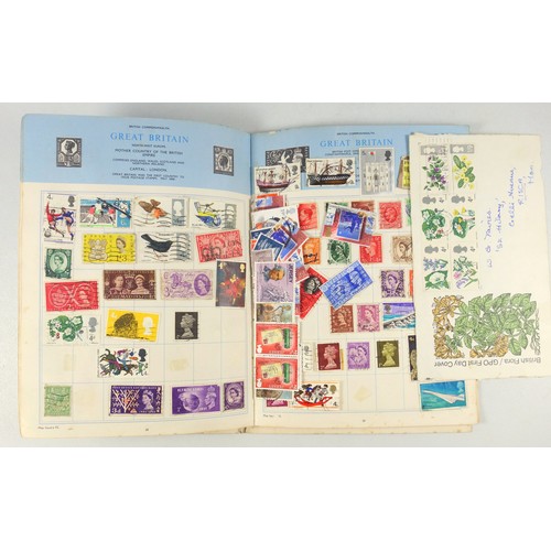 495 - Five postage stamp albums containing British, Commonwealth and stamps of the world, and 5 other albu... 