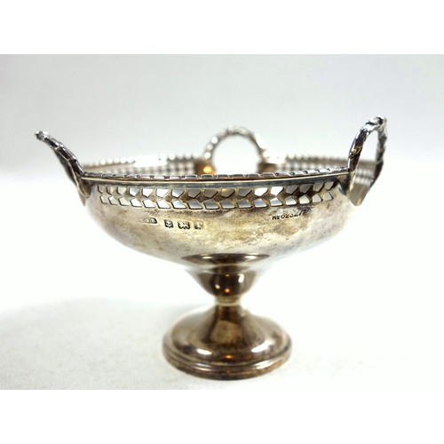 4 - Edwardian pierced silver mustard pot with a floral lattice hinged cover and paling body, and green g... 