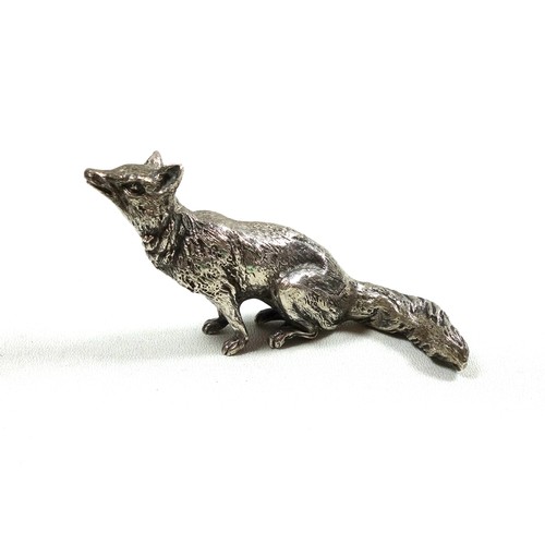 33 - Cast silver, 835 standard, model of a fox, L.9.5cm, 84grs