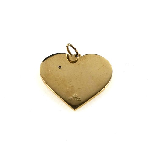 117 - 9ct gold heart-shaped pendant, set brilliant diamond, 5.3 grams.