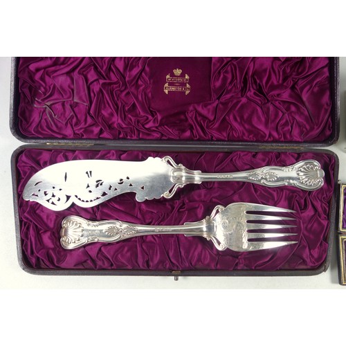 26 - Pair of silver plated King's Pattern fish servers, by Elkington & Co., cased; suite of cutlery for 6... 