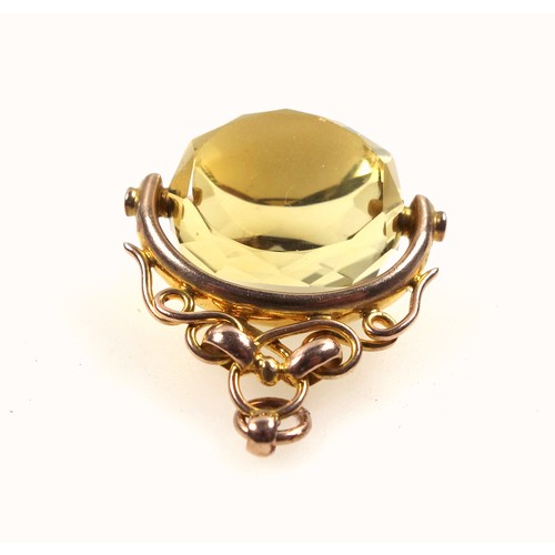 142 - Victorian 9ct gold and citrine swivel seal fob, width 3cm, gross weight 10.6 grams