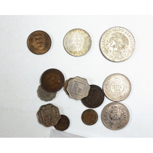 190 - USA dollar, 1882; 1/2 dollars 1967, 1969; 1/4 dollars 1963, 64; Mexico Olympics 25 peso, 1968; Austr... 