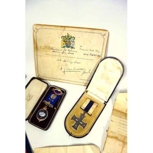 201 - Family group of war medals comprising the Military Cross awarded to Lieut. Clarence Reginald Robinso... 