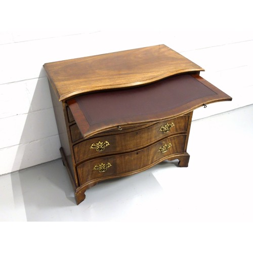 222 - George III style mahogany serpentine chest with a slide and 4 graduated long drawers, on bracket fee... 