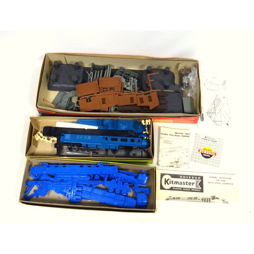 461 - Hornby Electrically Operated Lifting Bridge, R.195; 2 goods wagons, boxed; 2 coaches, 3 battery conn... 