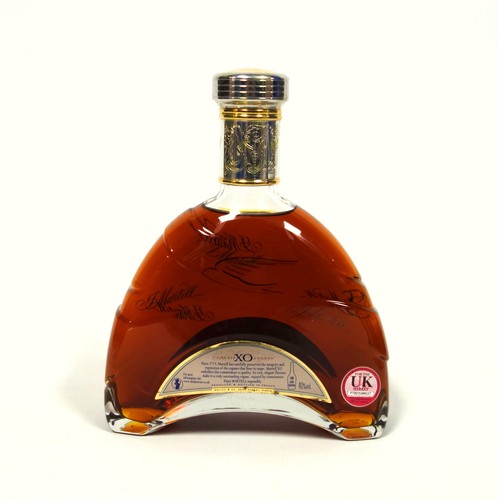 24 - Bottle of Martell XO Cognac, 40%, 70cl, boxed