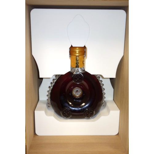 26 - Rémy Martin Louis XIII Cognac Jeroboam Presentation Set - A 3 Litre decanter of Louis XIII Grande Ch... 