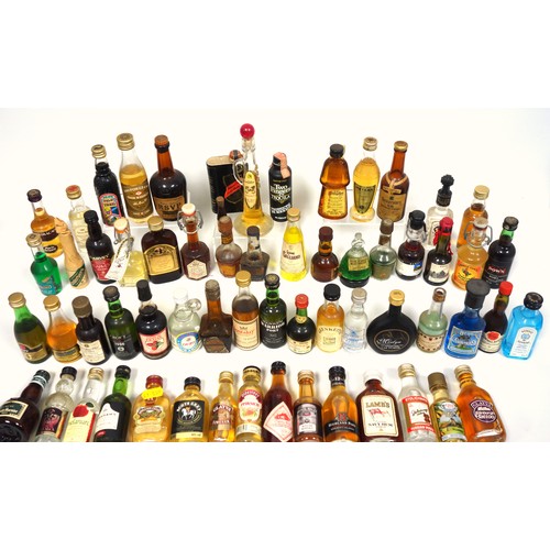 62 - Miniatures - Whiskies including Glenkeith Single Highland Malt, distilled before 1983, John Power & ... 