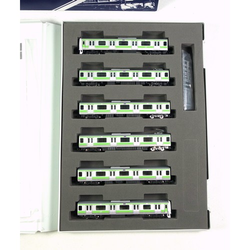 10 - Tomix N Gauge 98716 J.R. Commuter Train Series E231500 (Yamanote Line) pack, comprising 6 cars, silv... 