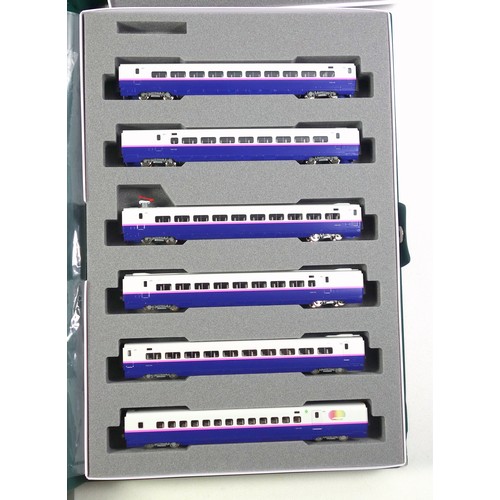 34 - Kato N Gauge 10-278 E2-1000 Series 