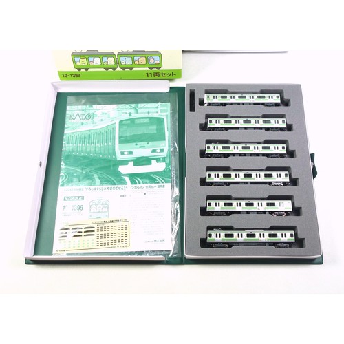 48 - Kato N Gauge 10-1399 Sumikko Gurashi x Yamanote Line Train Set, comprising 11 cars, in 2 cases, A & ... 