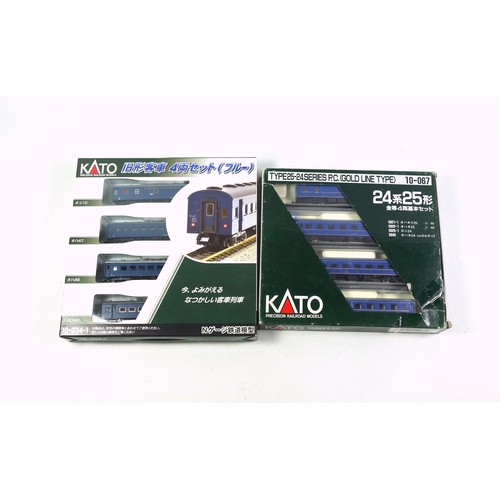 65 - Kato N Gauge 10-067 Type 25-24 Series P.C. train set, comprising 4 coaches, and 10-234-1 Old Passeng... 