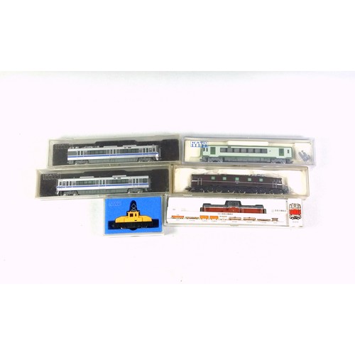 68 - 6 Kato N Gauge Locomotives, all in clear plastic cases. (6)