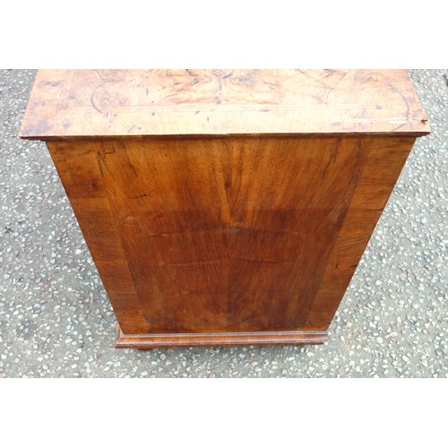 347 - Early Georgian unusual figured walnut kneehole desk, the quartered top with herringbone stringing an... 