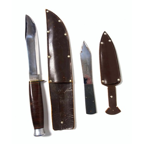 510 - A Vintage Hunting Knife in Leather Sheath together with a Throwing Knife, the blade inscribed 'Trufl... 