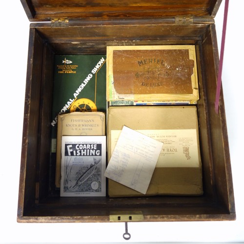 519 - Hardy Brothers bakelite fly box and flies, and seven other boxes containing over 150 flies, Veniard ... 