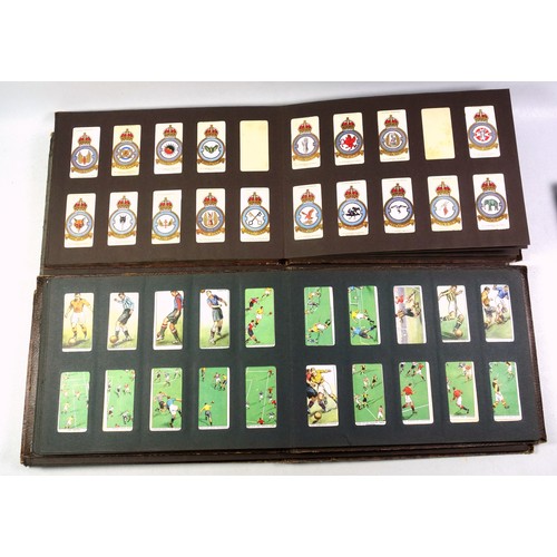 521 - 6 albums containing mainly 1930s Player's Cigarette cards, including 2 sets of cricketers (100), set... 