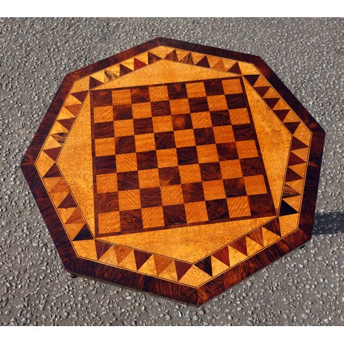 235 - William IV fine specimen wood games table with an octagonal top with rosewood and satinwood inlaid c... 