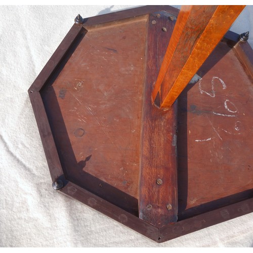 235 - William IV fine specimen wood games table with an octagonal top with rosewood and satinwood inlaid c... 