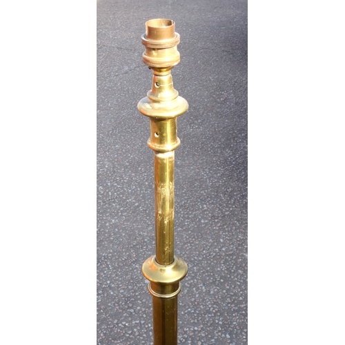 279 - Brass lamp standard, with a telescopic column, on 3 cabriole legs and petal feet, H.150cm as photogr... 