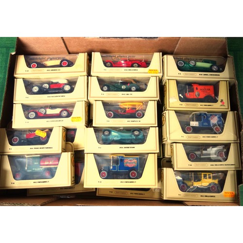 326 - 41 Matchbox Models of Yesteryear cars, and vans, all boxed, and a small quantity of loose vehicles, ... 