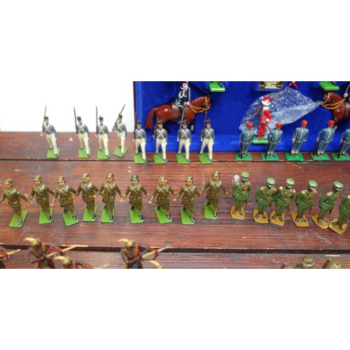 335 - Britains The Honourable Artillery Company 8 piece boxed set, Limited Edition 4581/7000; Collection o... 