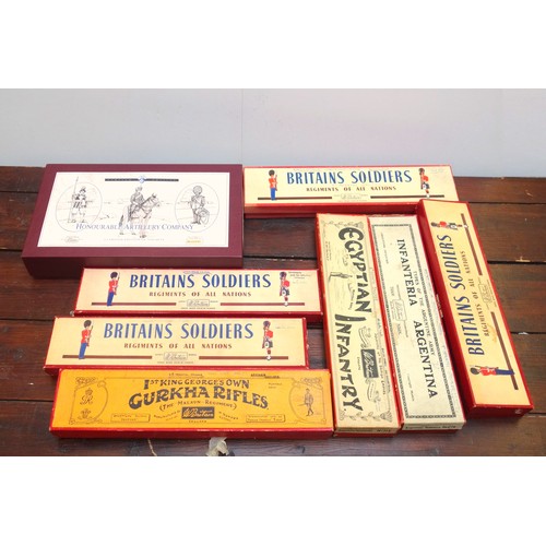 335 - Britains The Honourable Artillery Company 8 piece boxed set, Limited Edition 4581/7000; Collection o... 