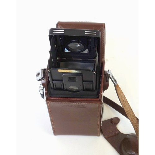 315 - Franke & Heidecke Rolleiflex Synchro-Compur twin lens camera with a Carl Zeiss Planar 1:3.5 f=75mm l... 