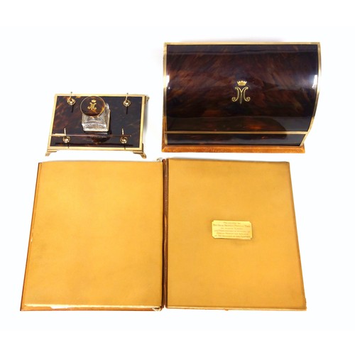 435 - Princess Mary, The Princess Royal, Countess of Harewood (1897-1965), fine and rare George V 9ct gold... 