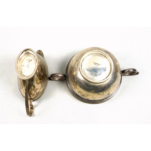 515 - Edwardian silver bowl, with 2 ring handles, each with a bar thumb rest above, by Mappin & Webb, Lond... 