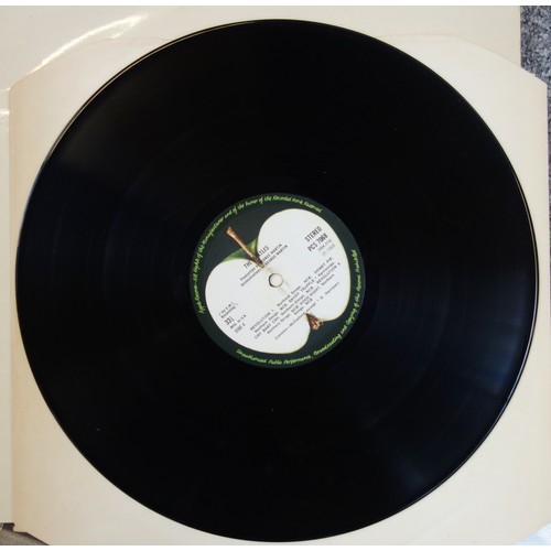 728 - The Beatles White Album, double LP, Apple label, PCS 7067-8, matrix YEX 709-1, 710-3, 711-1, 712-2, ... 