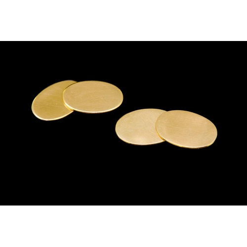 26 - PAIR OF 18-CT GOLD OVAL CUFFLINKS. L. shield 1.9 cm. 9.5 grams.