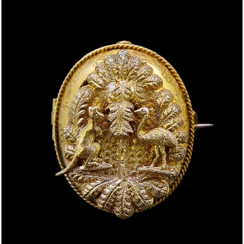 365 - RARE AUCTRALIAN LOCKET BROOCH, in yellow metal. The front decorated in relief with a kangaroo and an... 
