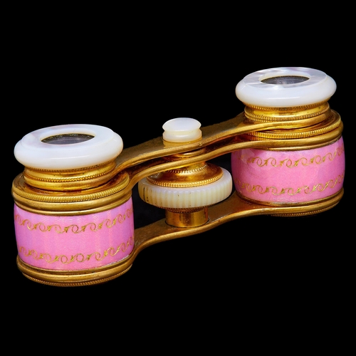 CARTIER RARE PAIR OF ENAMEL OPERA GLASSES The barrels decorated