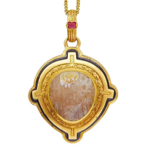 14 - ANTIQUE CARVED AGATE, RUBY AND ENAMEL LOCKET PENDANT, in 18 ct. gold. The pendant is set with an int... 