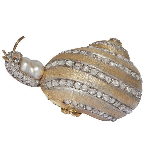 65 - IMPORTANT GOLD, DIAMOND AND BAROQUE PEARL, SNAIL VINAIGRETTE BROOCH, ca. 1800. The shell set with mu... 