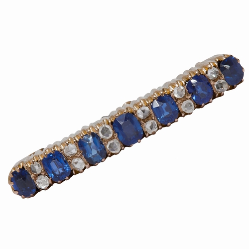 117 - ANTIQUE SAPPHIRE AND DIAMOND BROOCH, alternatedly set with blue sapphires and 2 diamonds. Sapphires ... 